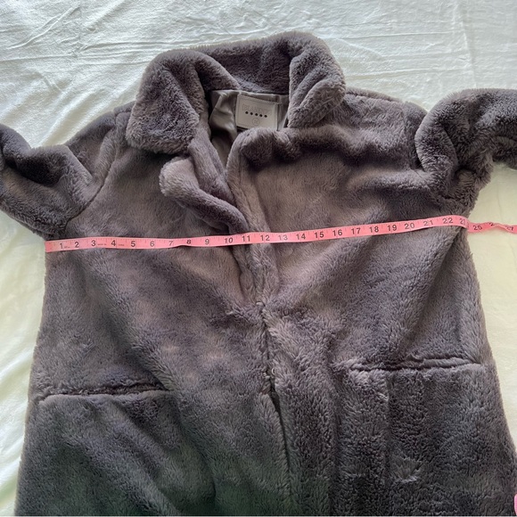 BLANK NYC Faux Fur Teddy Long Coat in Dark Grey - Picture 6 of 7